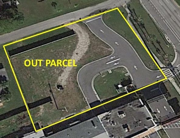 US1 Outparcel: 824 NE Camino St, Port St Lucie, FL 34952